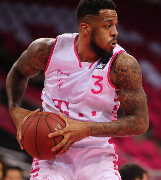 也让球员看 也让球员看