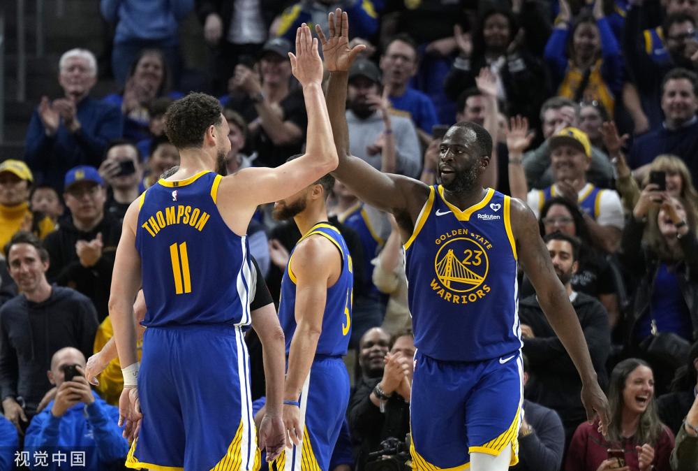 教练团队的 教练团队的