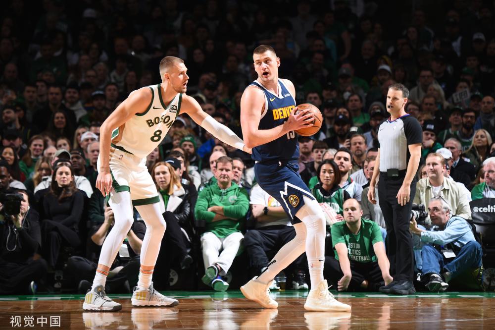 幕后进行推 幕后进行推